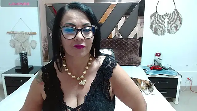 lindaesmeralda online show from February 2025 11:38:02 AM