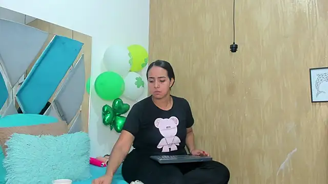 Snapshot of Luya_Jhon chatting on March 2025 11:38:02 AM Luya Jhon online show from March 2025 11:38:02 AM