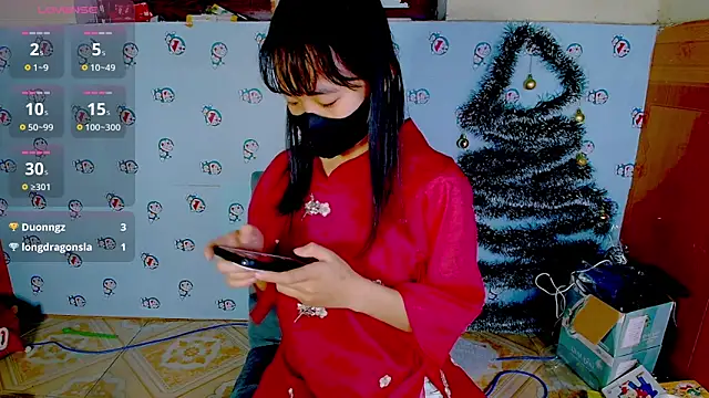Snapshot of __Saphia__ chatting on January 2025 06:04:02 PM Saphia online show from January 2025 06:04:02 PM
