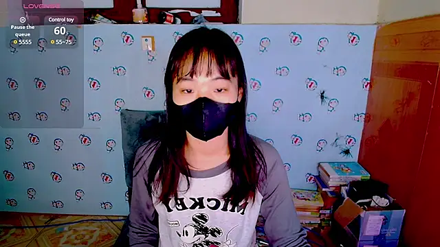 Snapshot of __Saphia__ chatting on January 2025 12:38:01 AM Saphia online show from January 2025 12:38:01 AM