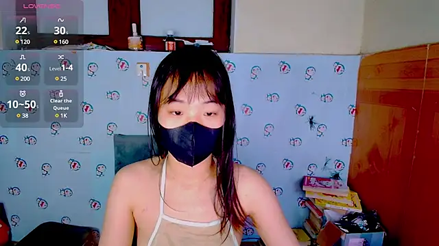 Snapshot of __Saphia__ chatting on February 2025 03:09:02 PM Saphia online show from February 2025 03:09:02 PM