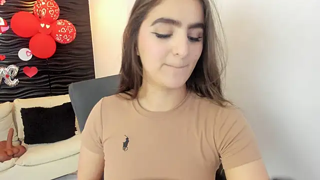 sofia 44 online show from February 2026 01:33:02 PM