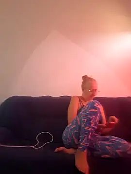 MILEIDE980 online show from November 2025 02:30:01 PM