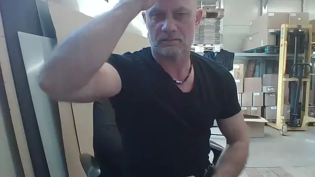 Boomerhun online show from April 2026 02:47:01 PM