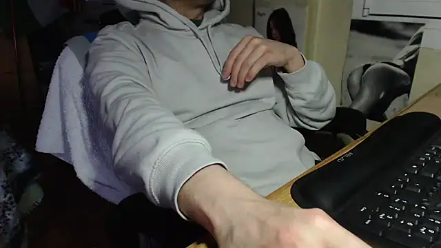 Red75xxx online show from March 2026 04:53:02 PM