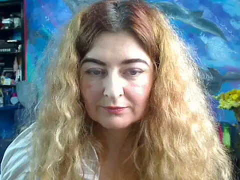 Snapshot of Helen1974 chatting on December 2024 02:31:01 AM Helen1974 online show from December 2024 02:31:01 AM