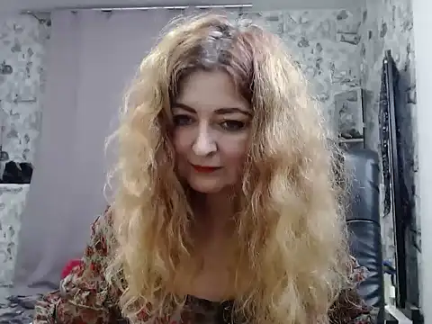 Snapshot of Helen1974 chatting on December 2024 03:26:01 AM Helen1974 online show from December 2024 03:26:01 AM