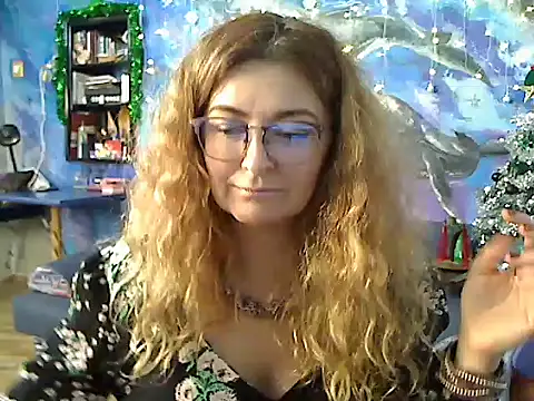 Snapshot of Helen1974 chatting on January 2025 09:05:01 AM Helen1974 online show from January 2025 09:05:01 AM