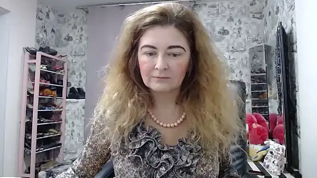 Snapshot of Helen1974 chatting on January 2025 03:23:02 AM Helen1974 online show from January 2025 03:23:02 AM