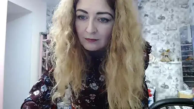 Snapshot of Helen1974 chatting on January 2025 07:48:02 AM Helen1974 online show from January 2025 07:48:02 AM