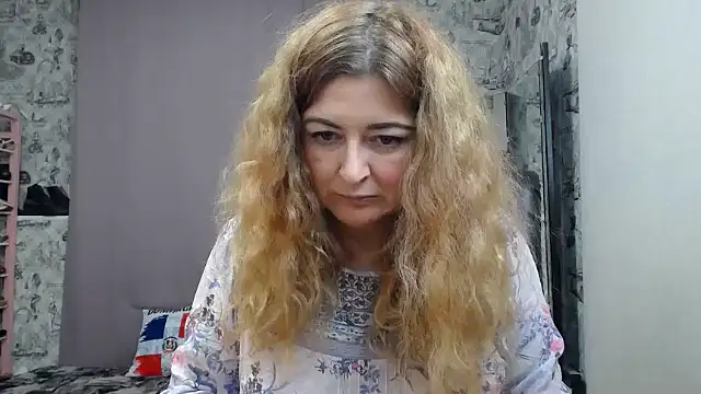 Snapshot of Helen1974 chatting on January 2025 08:21:01 PM Helen1974 online show from January 2025 08:21:01 PM