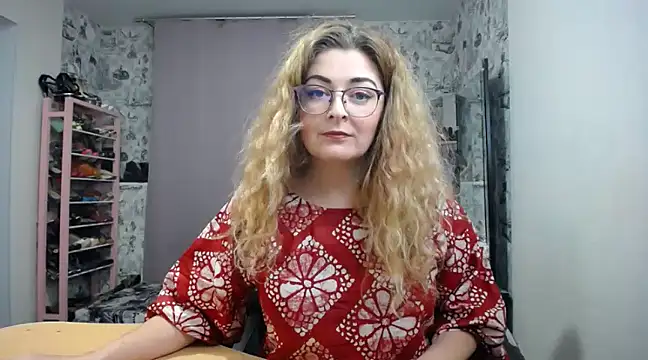 Snapshot of Helen1974 chatting on February 2025 01:09:01 AM Helen1974 online show from February 2025 01:09:01 AM