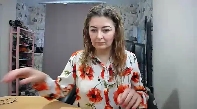 Snapshot of Helen1974 chatting on February 2025 07:04:02 AM Helen1974 online show from February 2025 07:04:02 AM