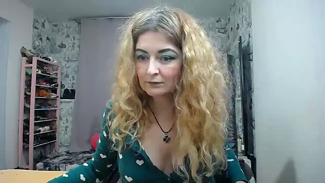 Snapshot of Helen1974 chatting on March 2025 12:38:02 AM Helen1974 online show from March 2025 12:38:02 AM