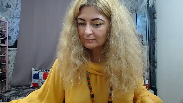 Snapshot of Helen1974 chatting on October 2025 06:10:02 AM Helen1974 online show from October 2025 06:10:02 AM