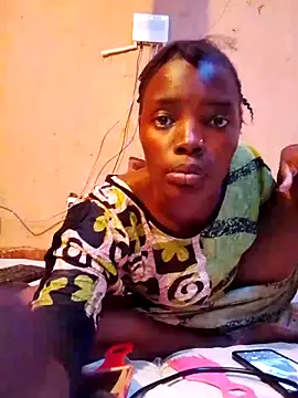 cute naimah online show from November 2025 10:14:02 AM