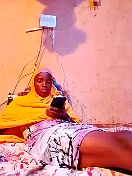 cute naimah online show from November 2025 08:20:01 PM