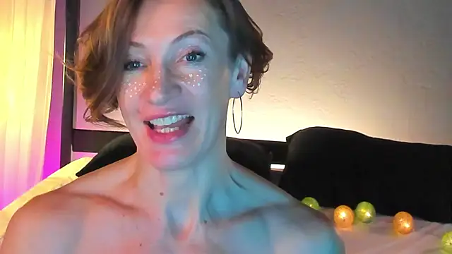 Dorothy Meyer online show from December 2024 09:18:02 AM