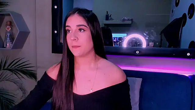 Sussy Bell01 online show from December 2024 11:34:02 PM