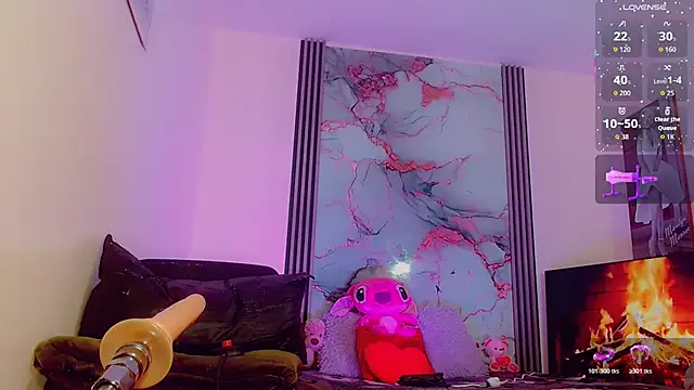 Snapshot of _ChanellR_ chatting on November 2025 07:13:01 PM ChanellR online show from November 2025 07:13:01 PM