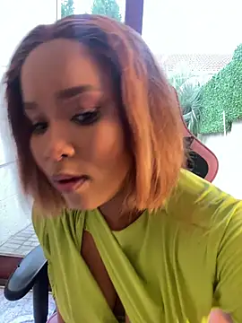 Snapshot of Stunning_Booty chatting on March 2026 04:02:02 PM Stunning Booty online show from March 2026 04:02:02 PM