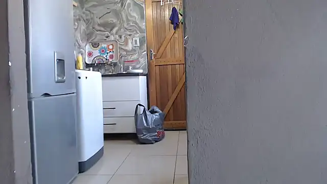 Snapshot of ThickyMinajxx chatting on October 2025 12:19:01 PM ThickyMinajxx online show from October 2025 12:19:01 PM