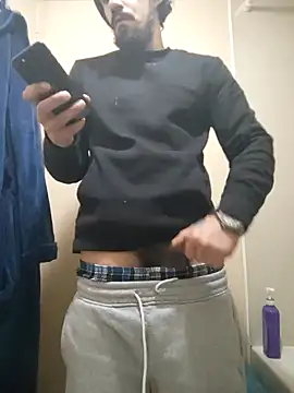 Snapshot of RoleMaster2069 chatting on January 2025 07:00:01 AM RoleMaster2069 online show from January 2025 07:00:01 AM