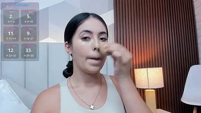 Julietasantos   online show from February 2026 06:23:01 PM