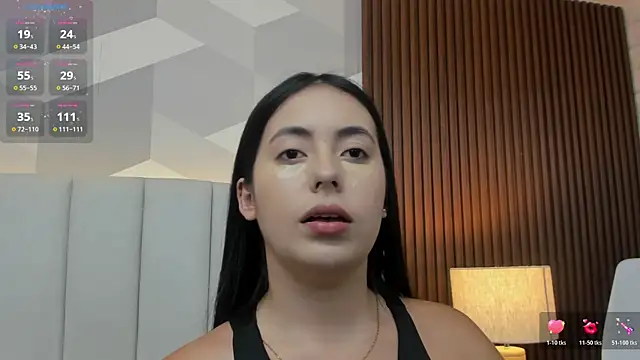 Snapshot of Julietasantos__ chatting on May 2026 06:37:02 PM Julietasantos online show from May 2026 06:37:02 PM