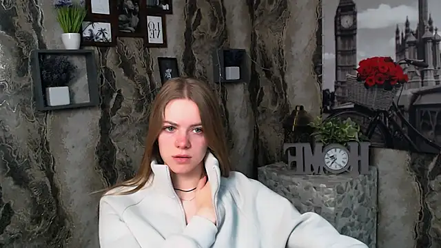 AliceFlirtt  online show from October 2025 09:19:01 AM