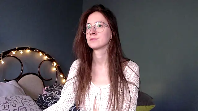 wow  kelly online show from September 2025 01:01:01 PM