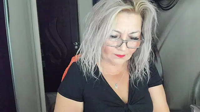 IryshAlice online show from October 2025 12:51:01 AM