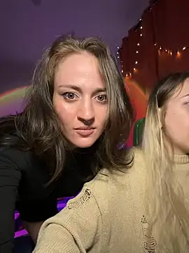 Dooubletroublee online show from December 2024 10:14:02 PM