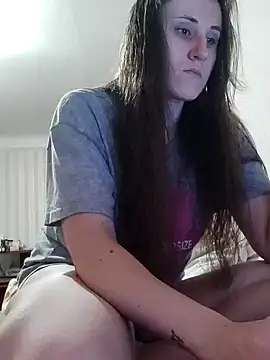 emeli moon online show from October 2025 09:26:02 PM