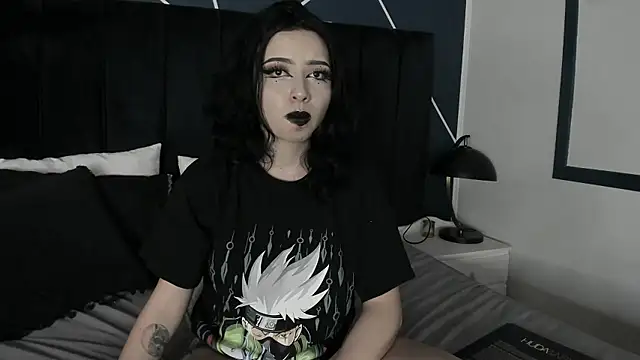 Adeelinee online show from December 2024 11:13:02 PM