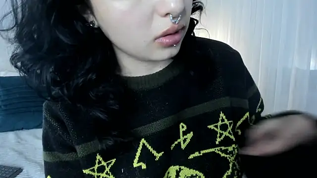 Adeelinee online show from March 2025 11:04:02 PM