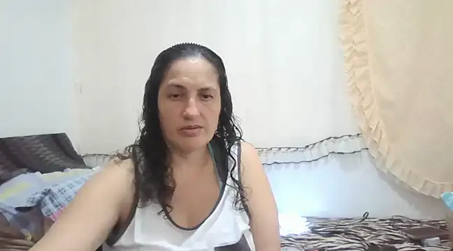 Snapshot of ximenajimenez chatting on January 2025 10:28:01 PM ximenajimenez online show from January 2025 10:28:01 PM
