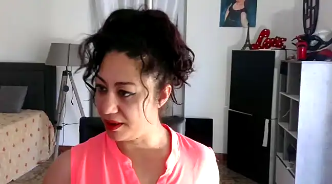 danasantoreal online show from January 2025 08:45:01 AM