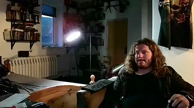 sunr1sa online show from December 2024 03:22:01 PM
