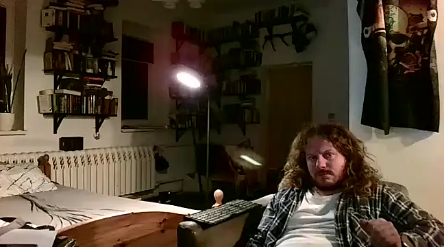 sunr1sa online show from December 2024 04:38:02 PM