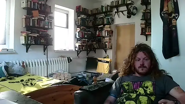 sunr1sa online show from November 2025 01:49:02 PM