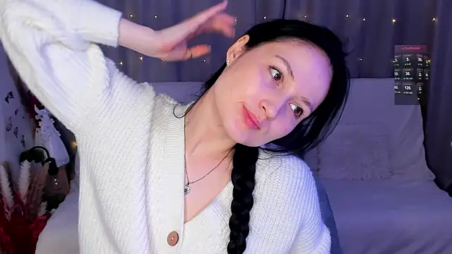 LisaMooore online show from January 2025 04:25:01 PM