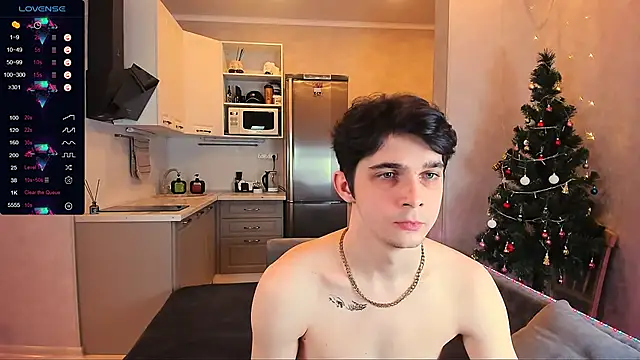 Aaron Boom online show from January 2025 11:34:01 PM