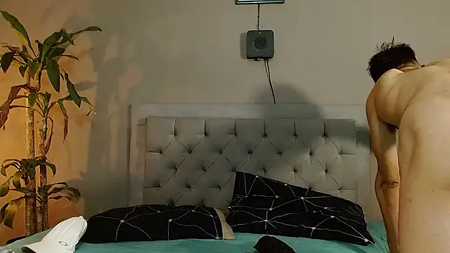 Mr WhiteCock online show from December 2024 08:50:01 PM