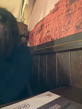 Its Jade online show from February 2025 08:53:01 PM