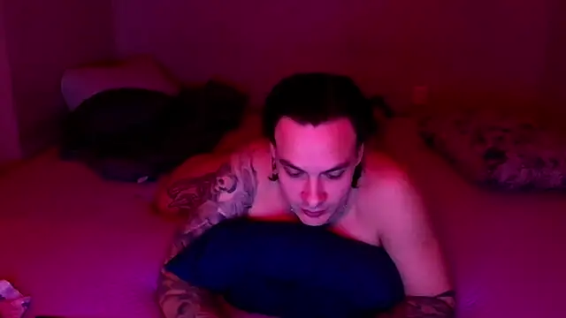 baphomet from ice online show from November 2025 02:50:02 PM