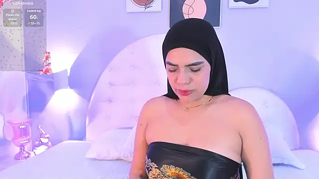 Umarani  online show from March 2025 06:43:02 PM