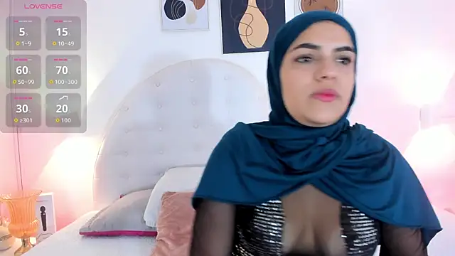 Umarani  online show from October 2025 07:32:01 PM