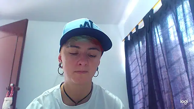 tomboyblue online show from December 2024 06:22:01 PM