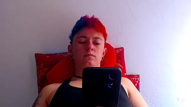tomboyblue online show from December 2024 04:16:02 PM
